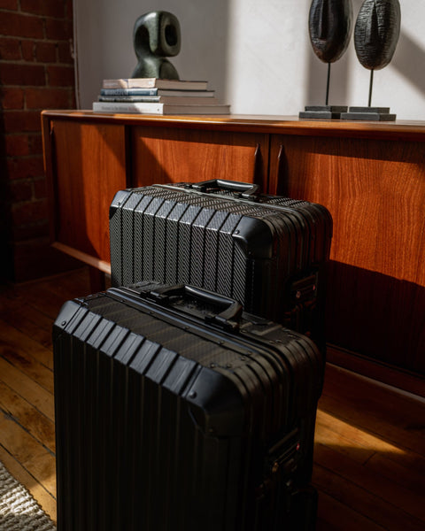 TREVA Aluminum Suitcase Black