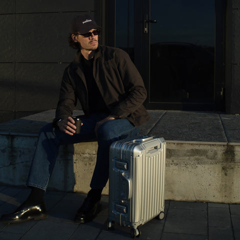 TREVA Aluminum Suitcase Silver